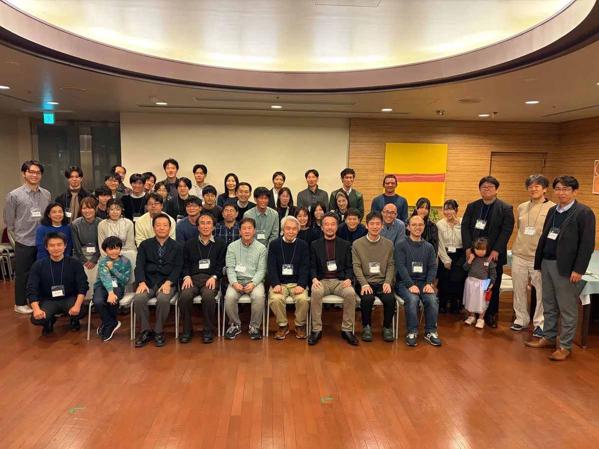 研究室恒例の同窓会（月見会）を開催しました
